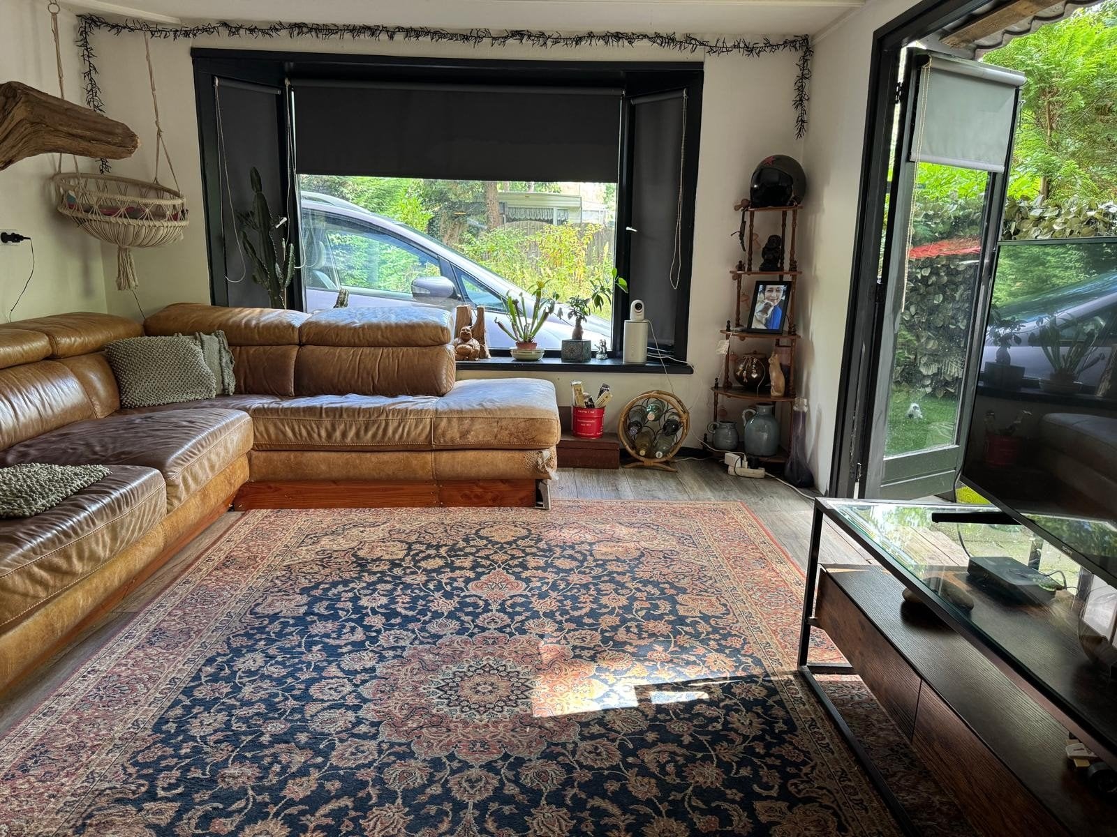 🔍Houten hoek chalet met jaarplaats voor de snelle beslisser, Tot en met 2