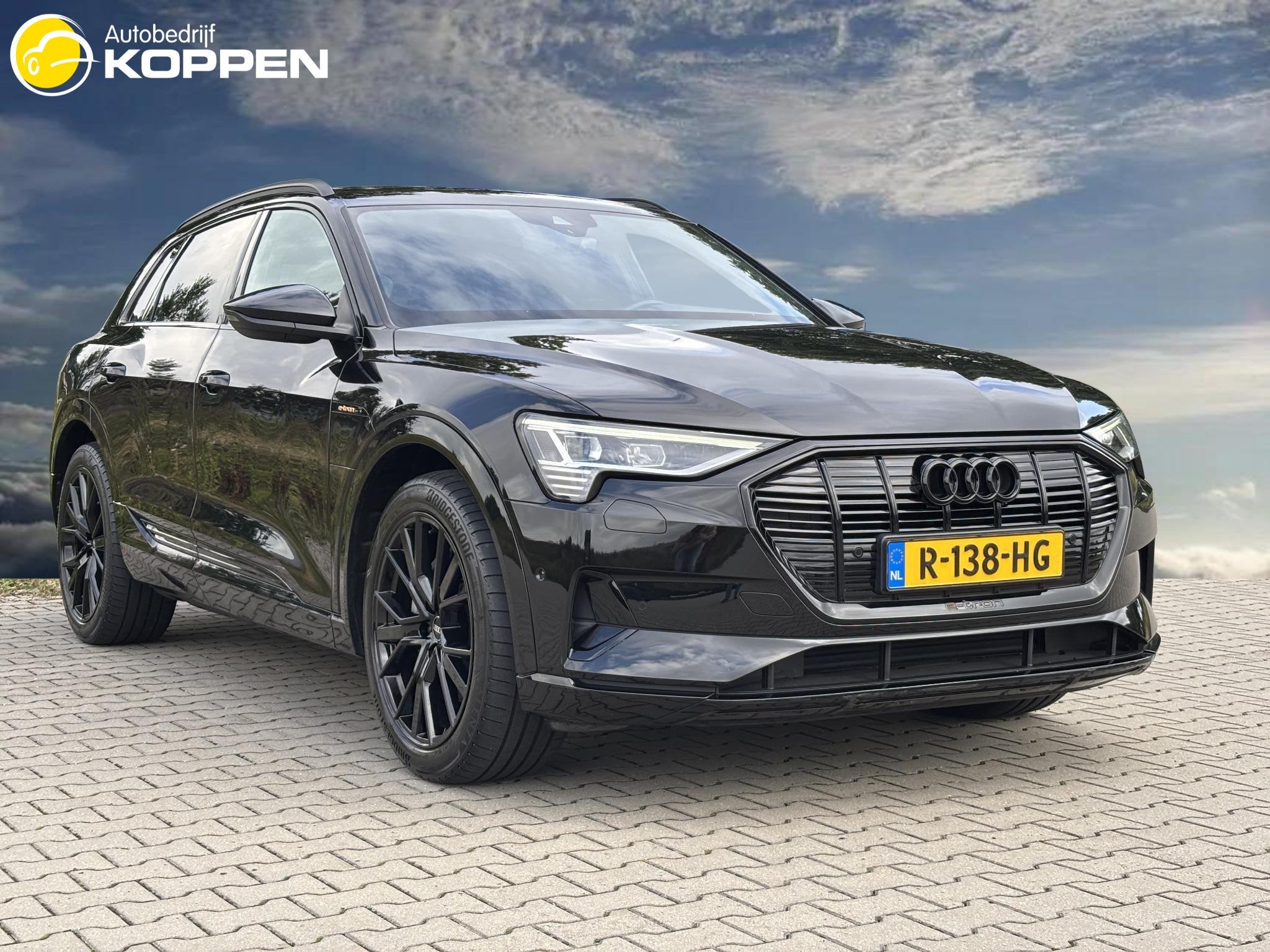 Audi e-tron 55 Quattro Black Edition SOH 95,6 %, Auto's, Automaat, 12 maanden, Stof, Zwart