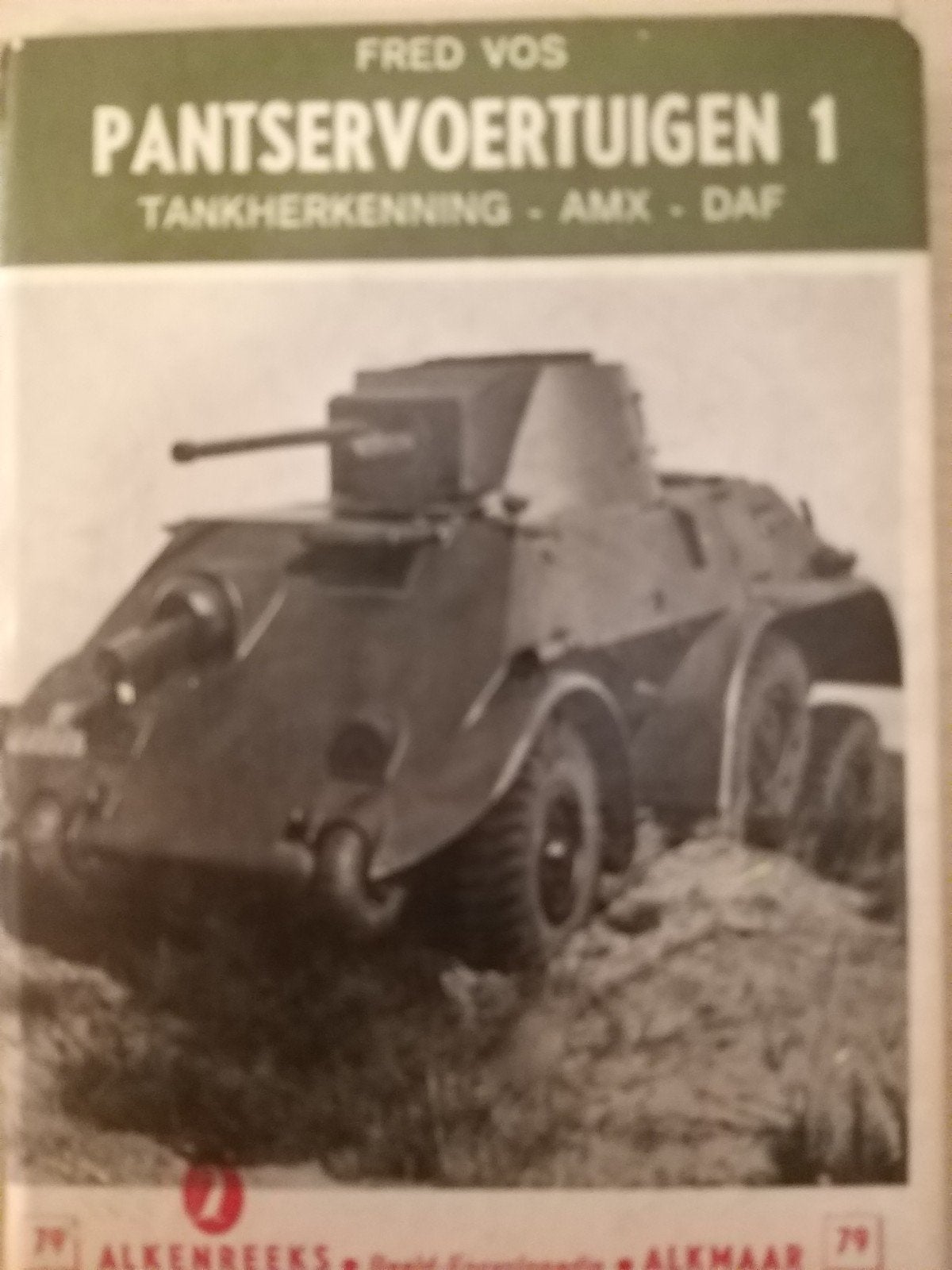 kleine Alk boek Pantservoertuigen óók Daf Trado systeem izgs, Ophalen of Verzenden, Overige merken