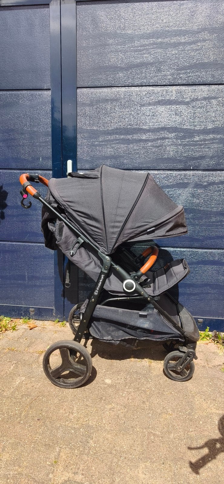 Fijne kinderwagen Kinderkraft, Kinderen en Baby's, Kinderwagens en Combinaties, Verstelbare duwstang, Zo goed als nieuw, Ophalen