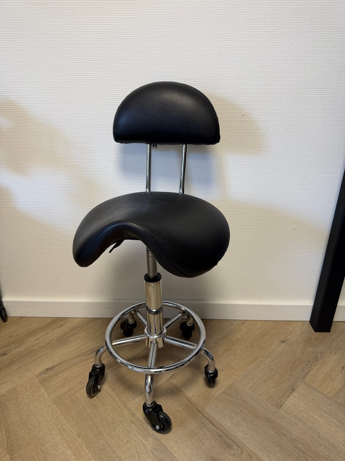 Zadelkruk minimaal gebruikt!, 1 kruk, Ophalen, Zo goed als nieuw, 60 tot 90 cm
