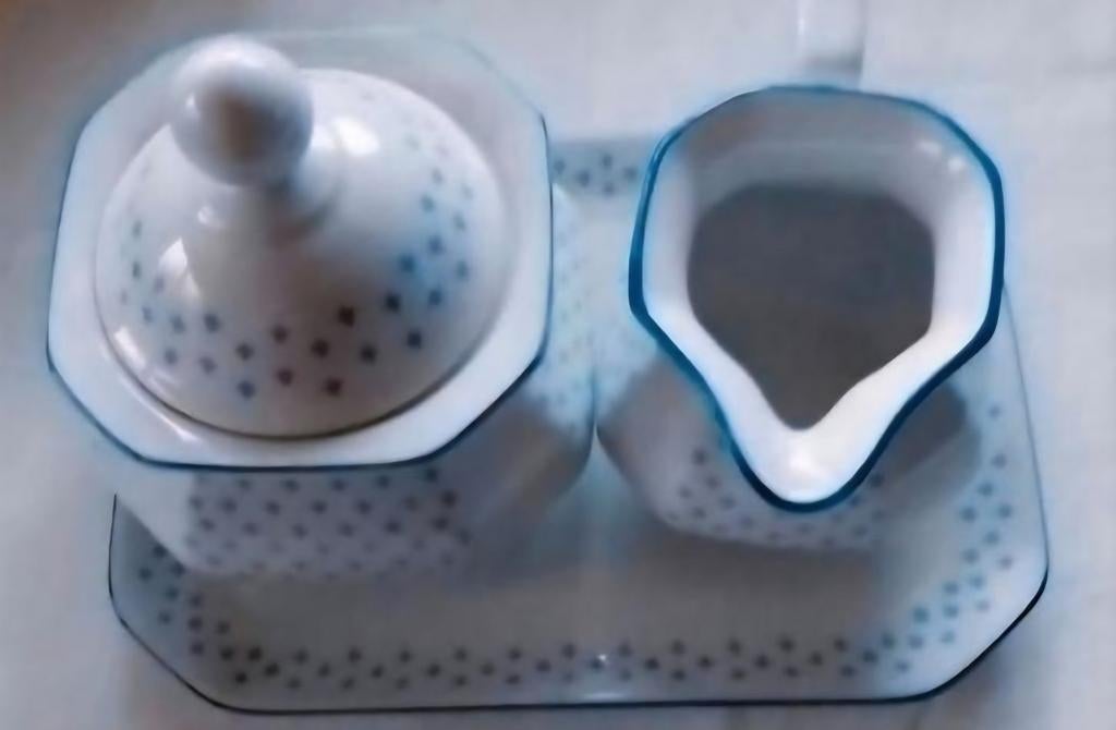 Seltmann Weiden Aurelia roomstelletje op schaaltje lelies, Huis en Inrichting, Keuken | Servies, Ophalen of Verzenden, Zo goed als nieuw