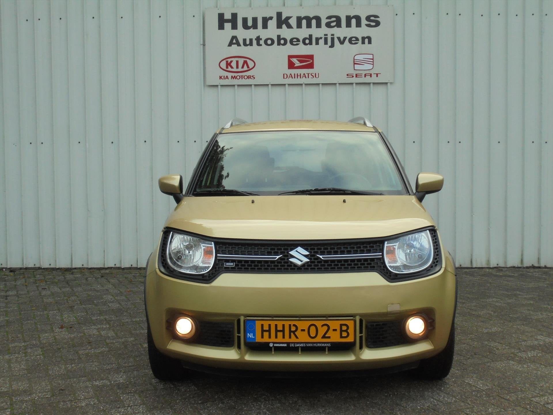 Suzuki Ignis 1.2 DUALJET 90PK INTRO EDITION TREKHAAK, Stof, 4 cilinders, Bruin, Bedrijf