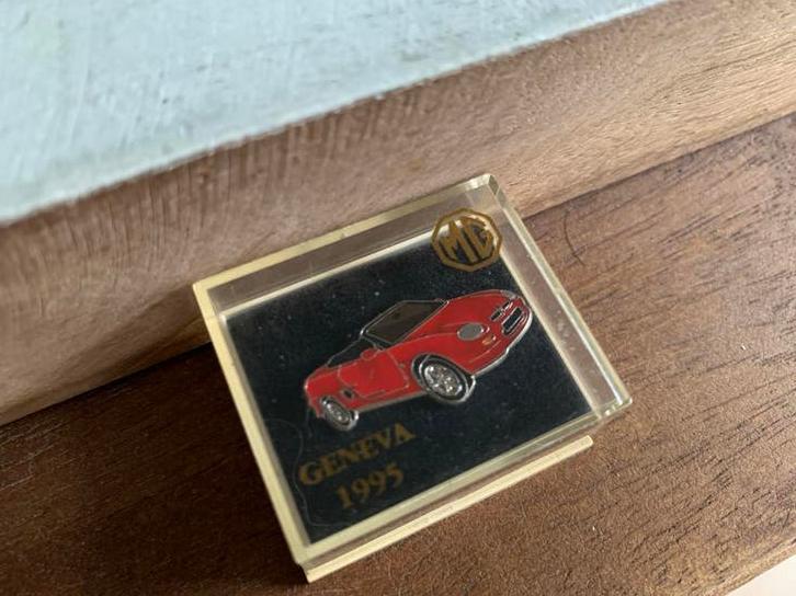 MG Geneva 1995 Pin - Handgemaakt in Engeland, Ophalen of Verzenden, Zo goed als nieuw, Transport, Speldje of Pin