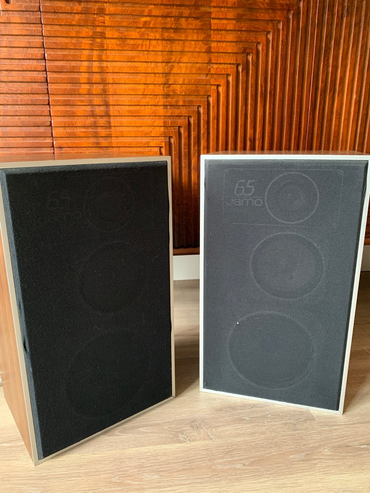 Jamo J-65 3-Weg Scandinavisch Vintage Speakers - 60/90 Watt, Stereo speakers, Gebruikt, Inclusief kabels, Ophalen of Verzenden