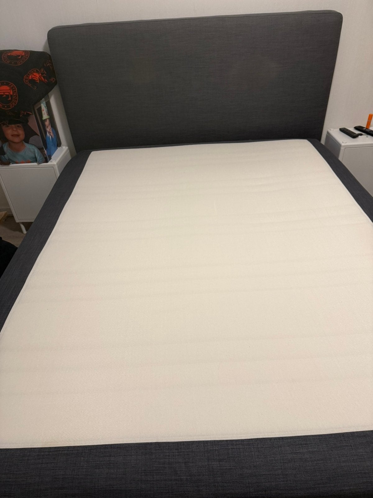 2 persoonsbed, Ophalen of Verzenden, Zo goed als nieuw, Tweepersoons, Grijs