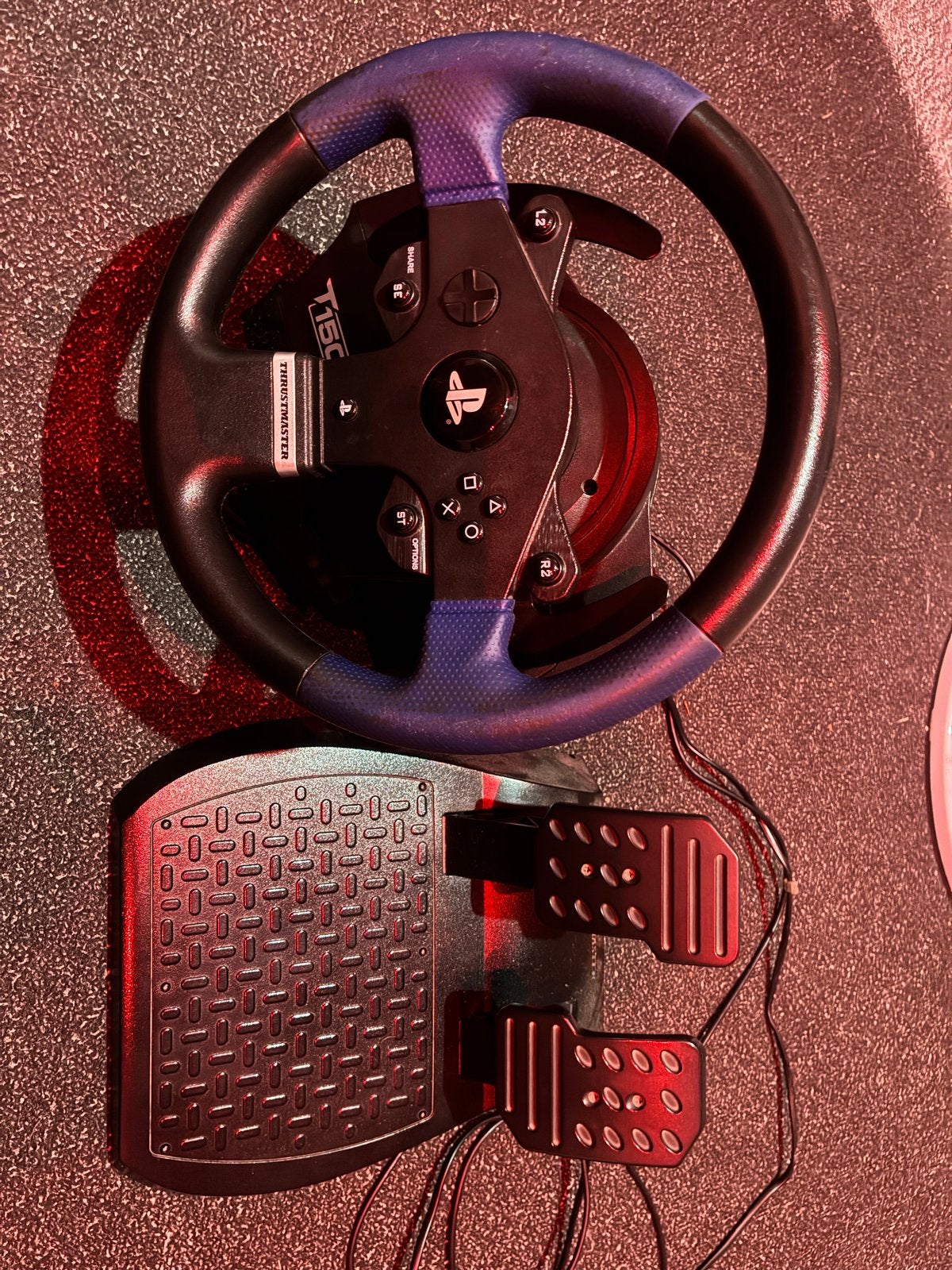 Thrustmaster T150 Force Feedback Racestuur met Pedalen, Ophalen, Racestuur, Gebruikt, Force feedback