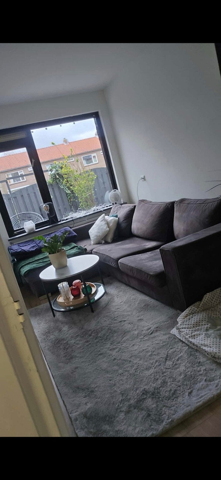 Comfortabele hoekbank, Ophalen, 250 tot 300 cm, Gebruikt, 100 tot 125 cm