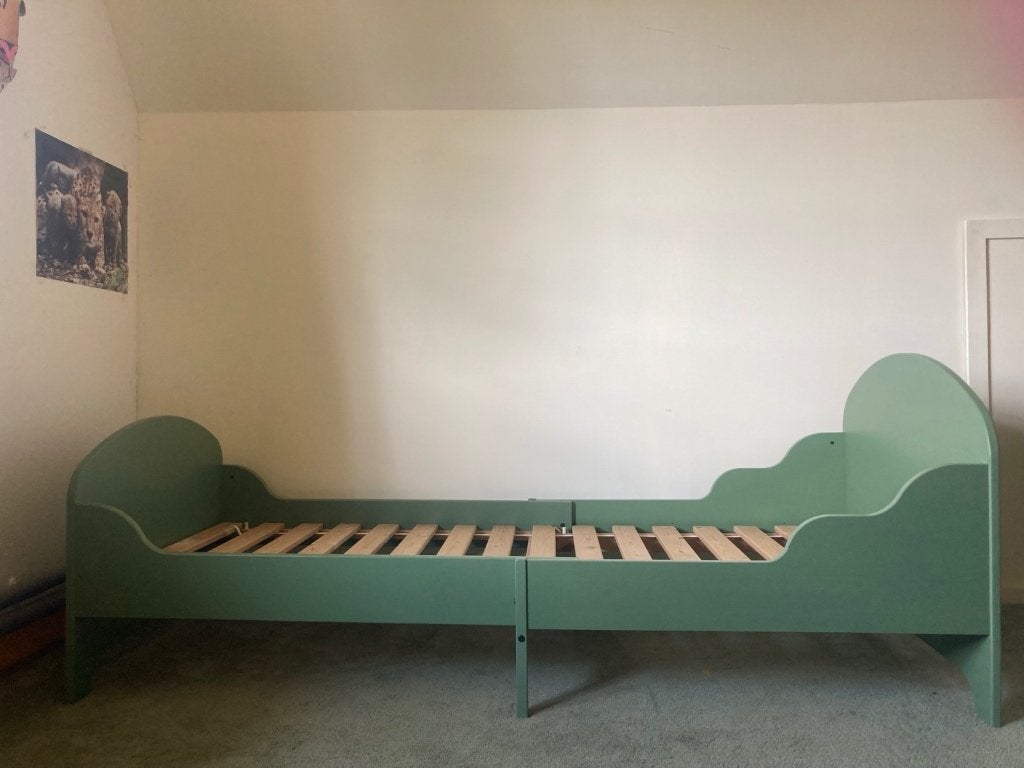 Meegroeibed IKEA Trogen, Kinderen en Baby's, Kinderkamer | Bedden, Ophalen, 70 tot 85 cm, Zo goed als nieuw, Lattenbodem