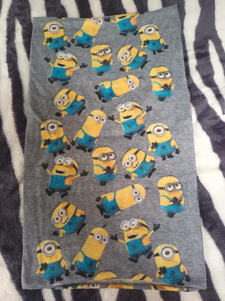 nieuw sjaal-koll Minions, Ophalen of Verzenden, Nieuw, Jongen, Sjaal