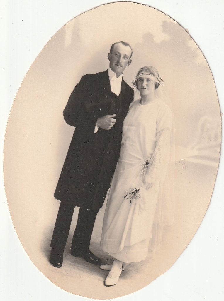 trouwfoto     -  17 op 23  cm, Verzenden, Voor 1940, Zo goed als nieuw