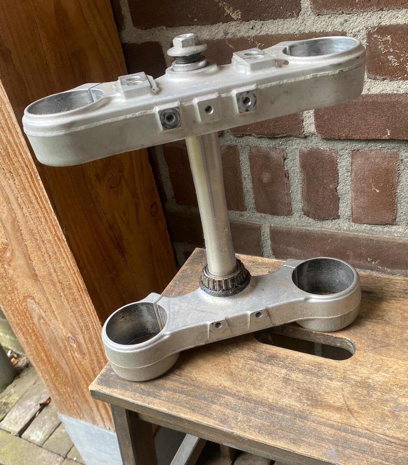 Ktm 450 exc 2020 triple clamp, Verzenden