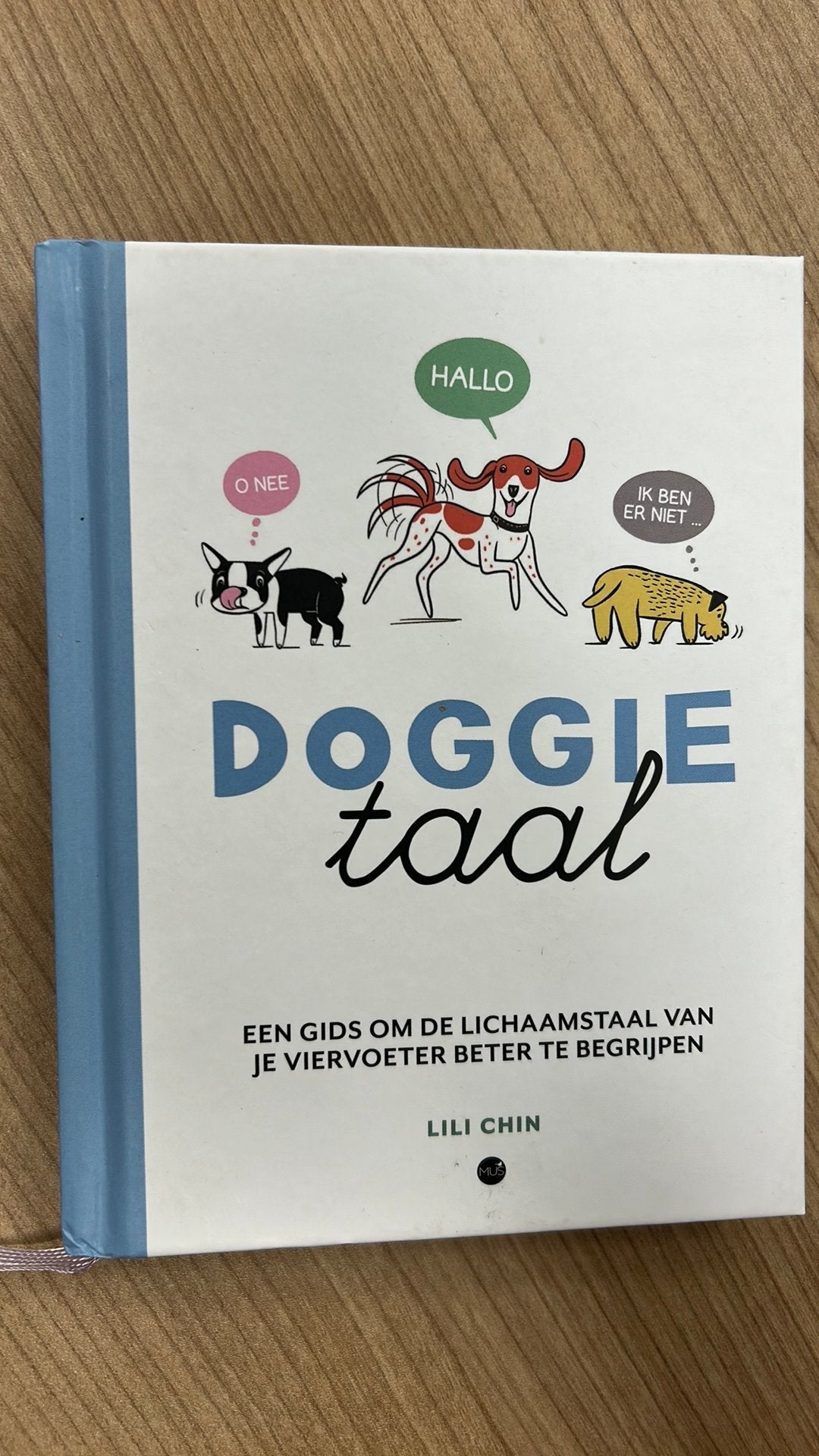 Lili Chin - Doggietaal, Ophalen of Verzenden, Zo goed als nieuw, Lili Chin