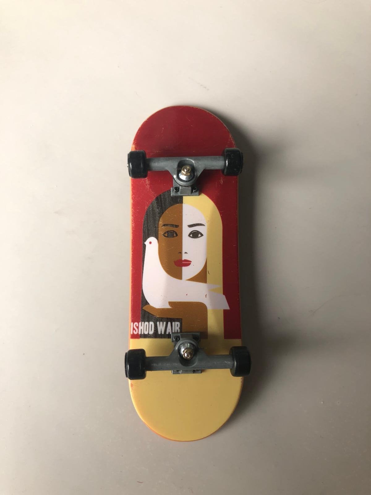 Fingerboard Skateboard met extra wielen en gereedschap, Ophalen of Verzenden, Zo goed als nieuw, Jongen of Meisje