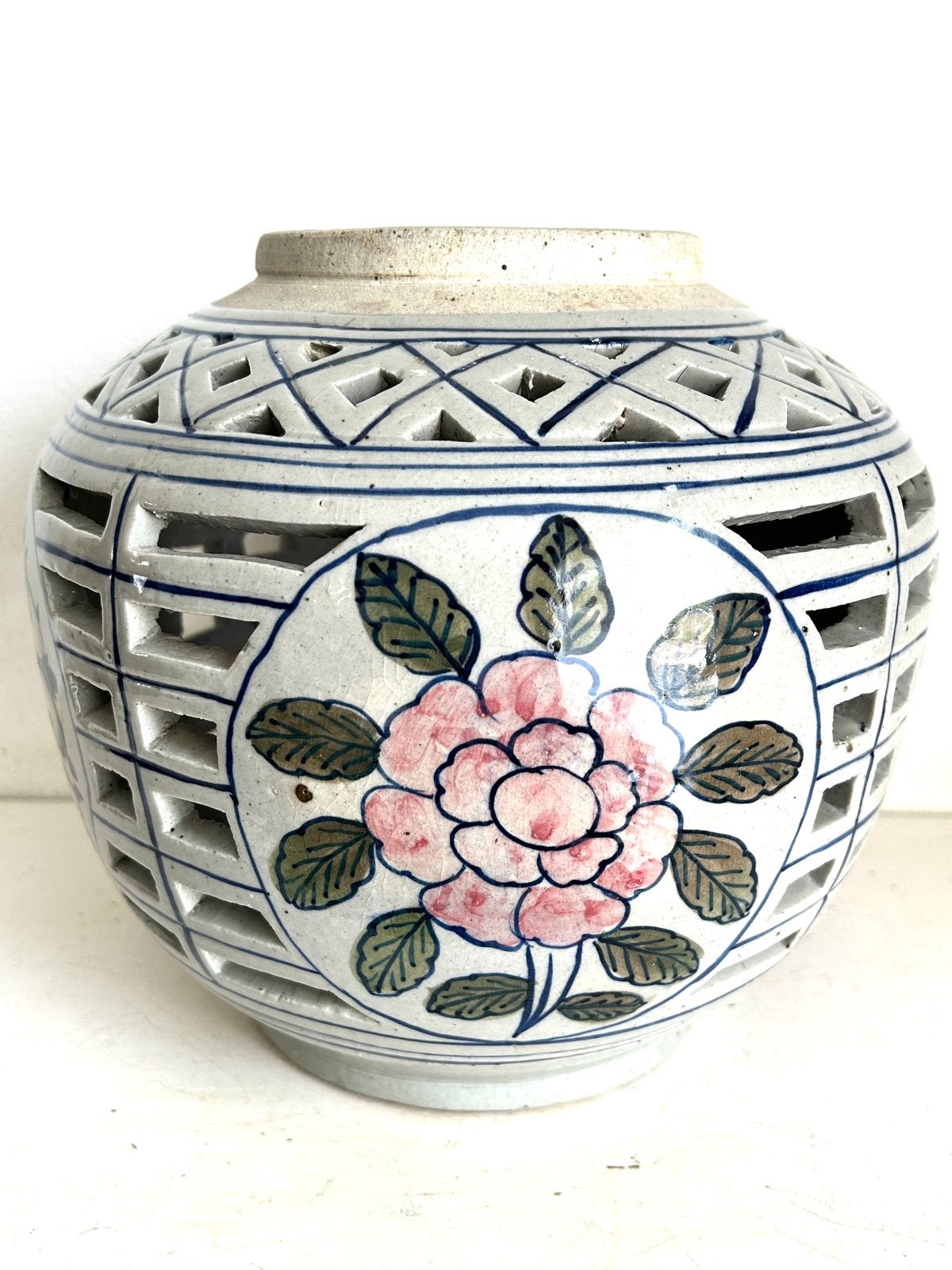 Vintage Chinese opengewerkte keramieken pot, Ophalen