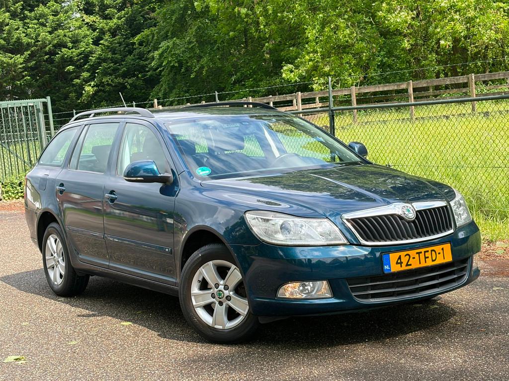 Skoda Octavia Combi 1.4 TSI Greentech Ambition Business Line, Auto's, Skoda, Voorwielaandrijving, Euro 5, Gebruikt, 4 cilinders