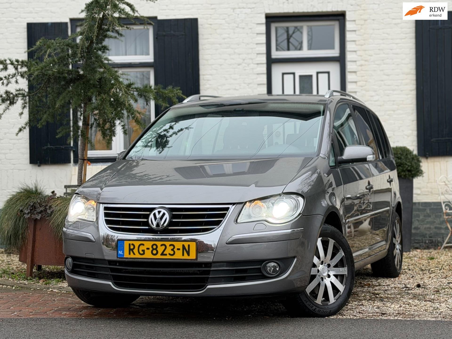 Volkswagen Touran 1.4 TSI Highline Business|7-Persoons|Autom, Gebruikt, 4 cilinders, 7 stoelen, 170 pk