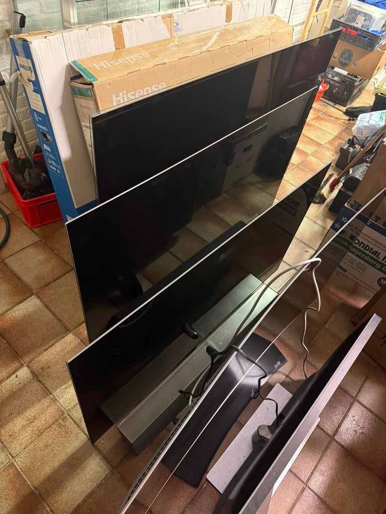 Partij tvs 12x met andere spullen, 50 Hz, Ophalen of Verzenden, Zo goed als nieuw, Samsung