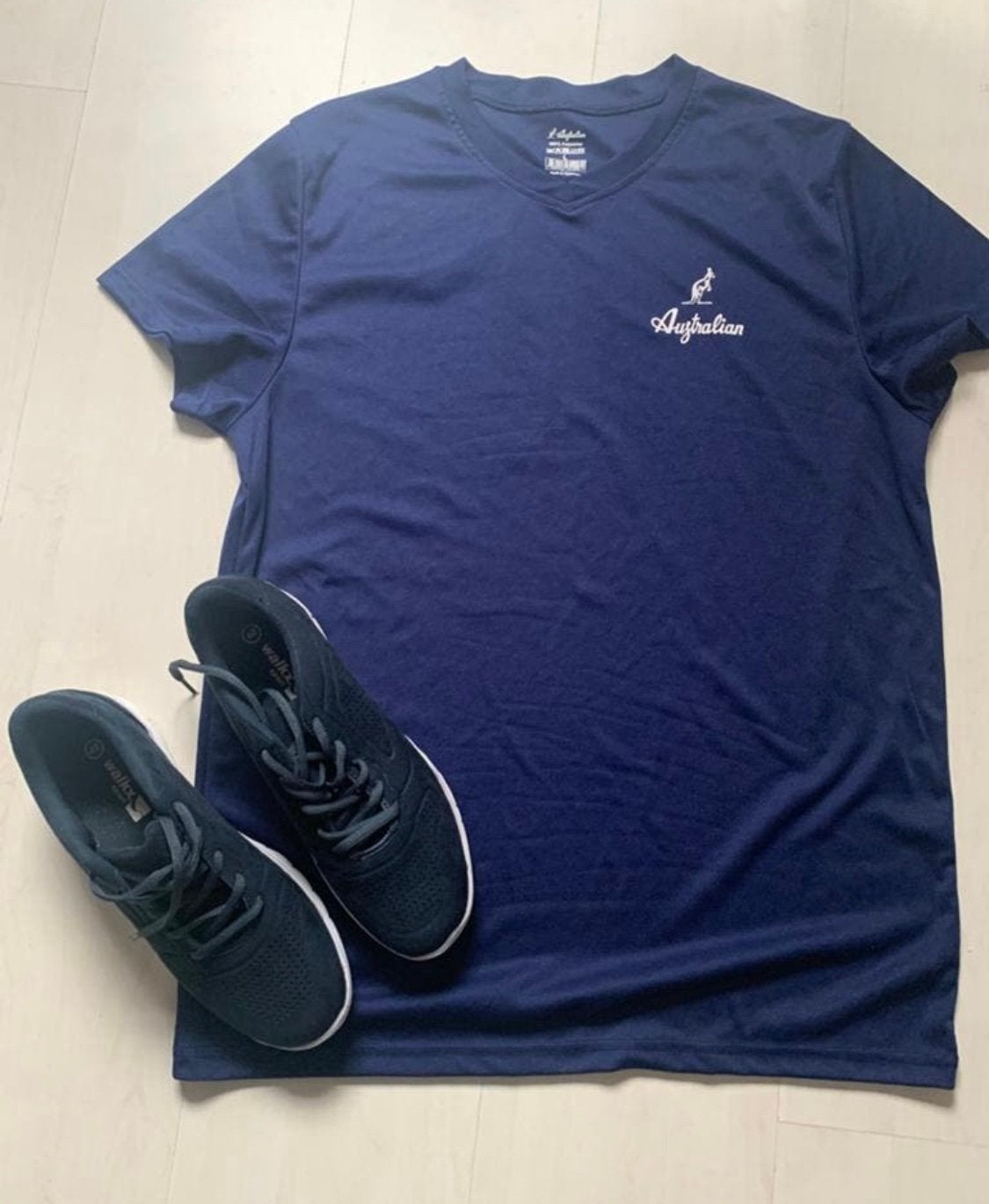 Nieuwe sportschoenen maat 40 plus bijpassend shirt maat L, Ophalen of Verzenden, Zo goed als nieuw, Maat 38/40 (M), Blauw