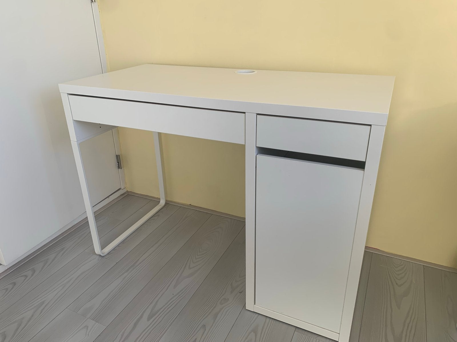 IKEA Micke Bureau Wit 105x50 cm met Lades en Kast, Ophalen, Gebruikt, Met lades, IKEA