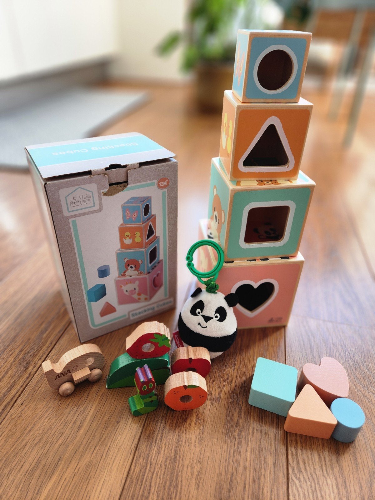 Houten Stapelblokken & Vormenstoof Set (Studio Circus + Extr, Ophalen of Verzenden, Zo goed als nieuw, Overige typen, Met wieltjes