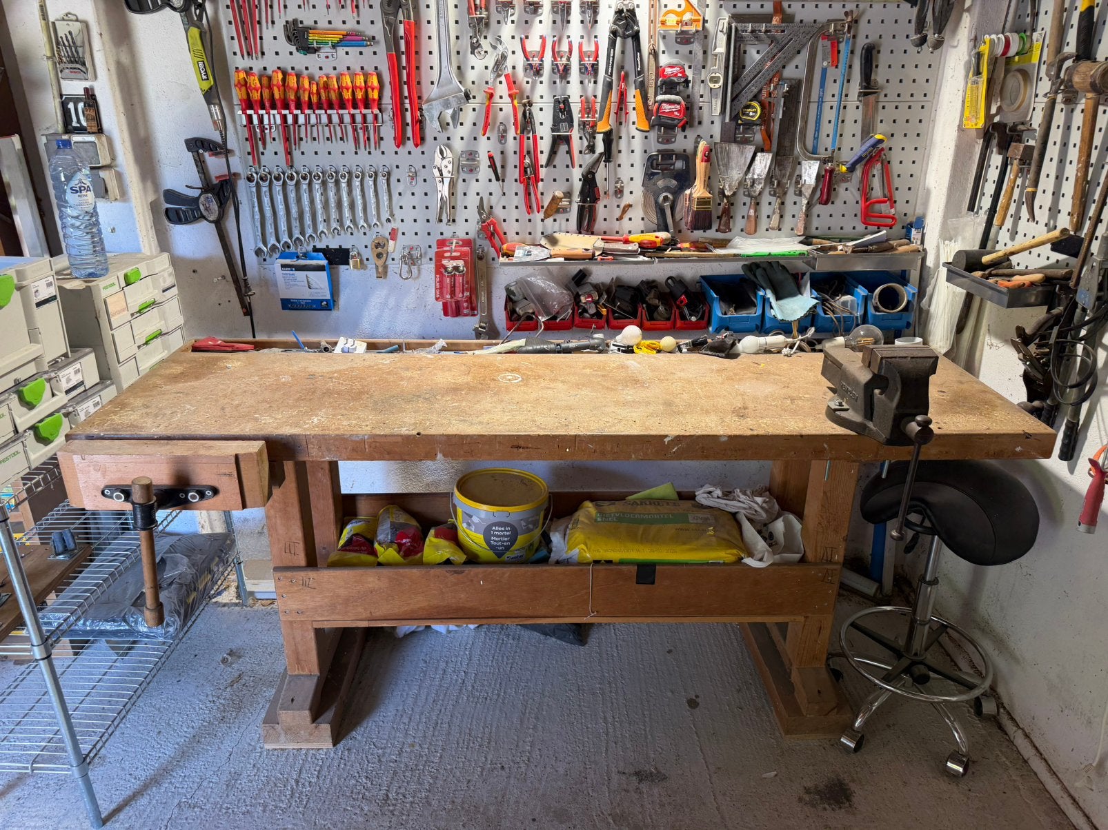 Nooitgedagt werkbank 216 x 69,5 x 93,5, Ophalen, Gebruikt, 170 cm of meer, Bankschroef