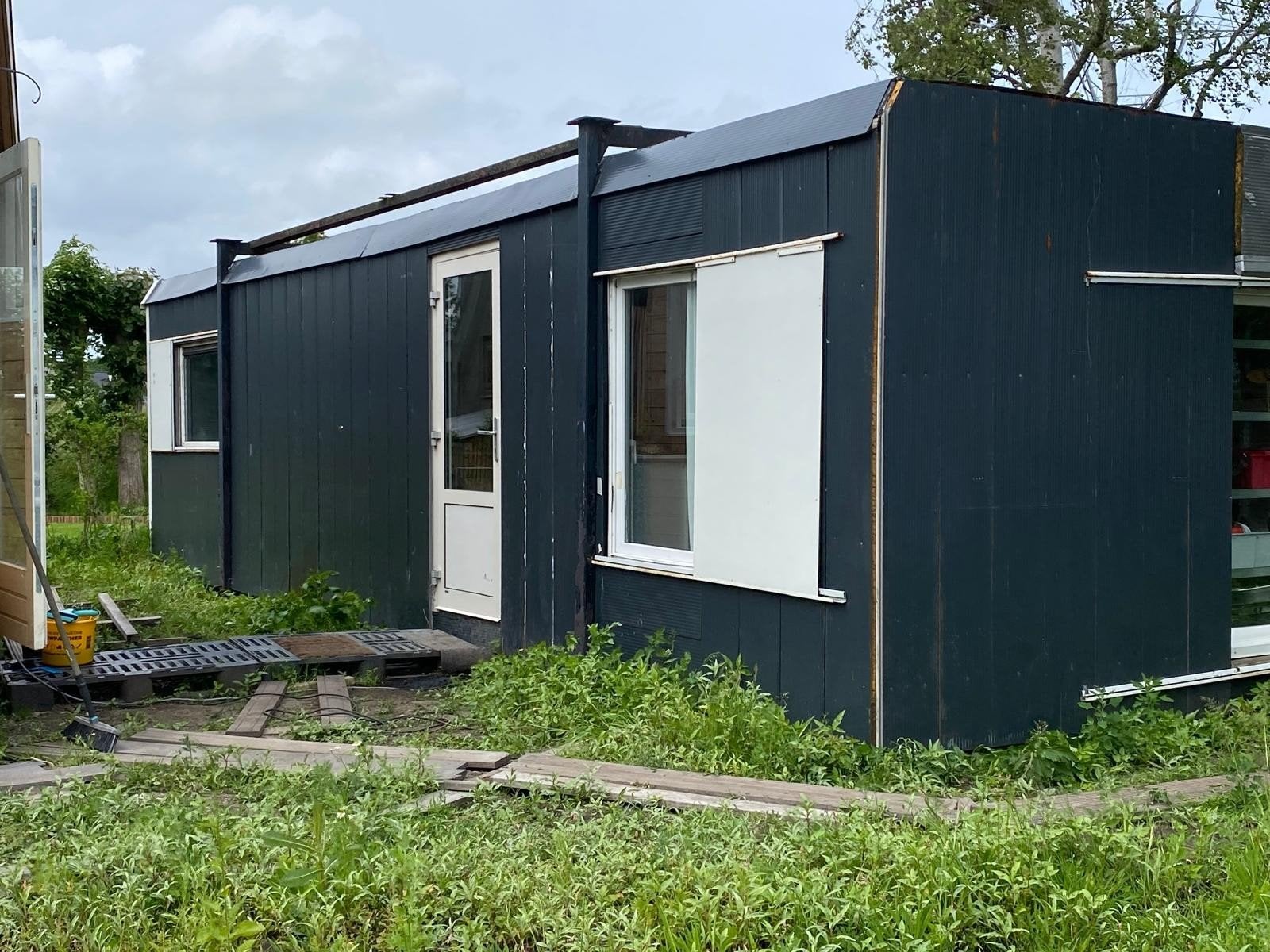 Moet weg! Woonunit, portocabin, (bouw-)keet, Ophalen