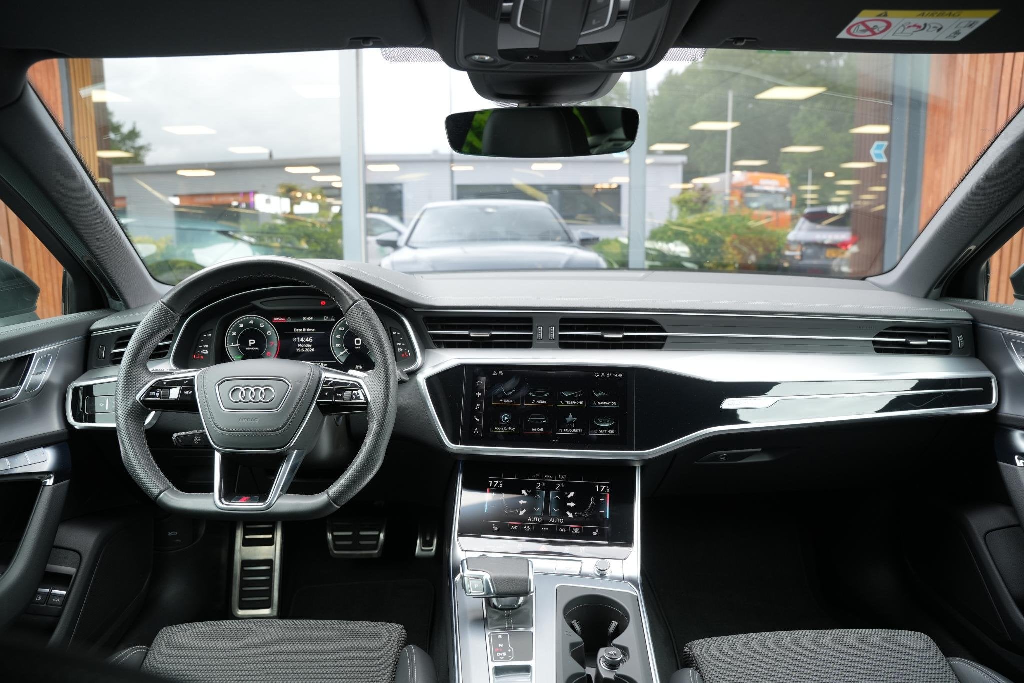 Audi A6 Limousine 50 TFSI e quattro S edition Virtual Dash M, Auto's, Audi, Automaat, Gebruikt, 4 cilinders, Leder en Stof