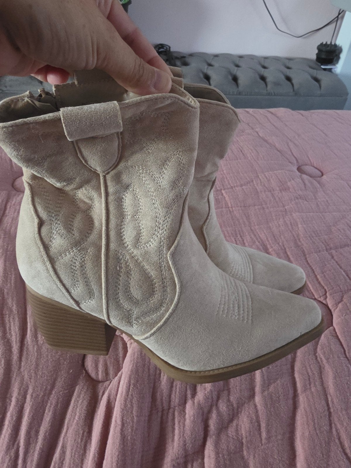 Nieuwe Suede Laarsjes met Rits - Maat 40, Ophalen of Verzenden, Nieuw, Beige, Lage of Enkellaarzen