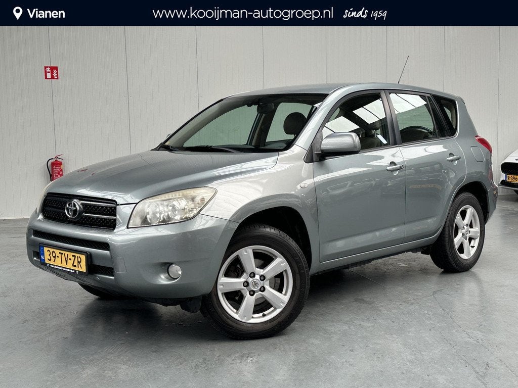 Toyota RAV4 2.0 VVTi Executive Dealeronderhouden, keurige st, Auto's, Automaat, 1998 cc, Gebruikt, 4 cilinders
