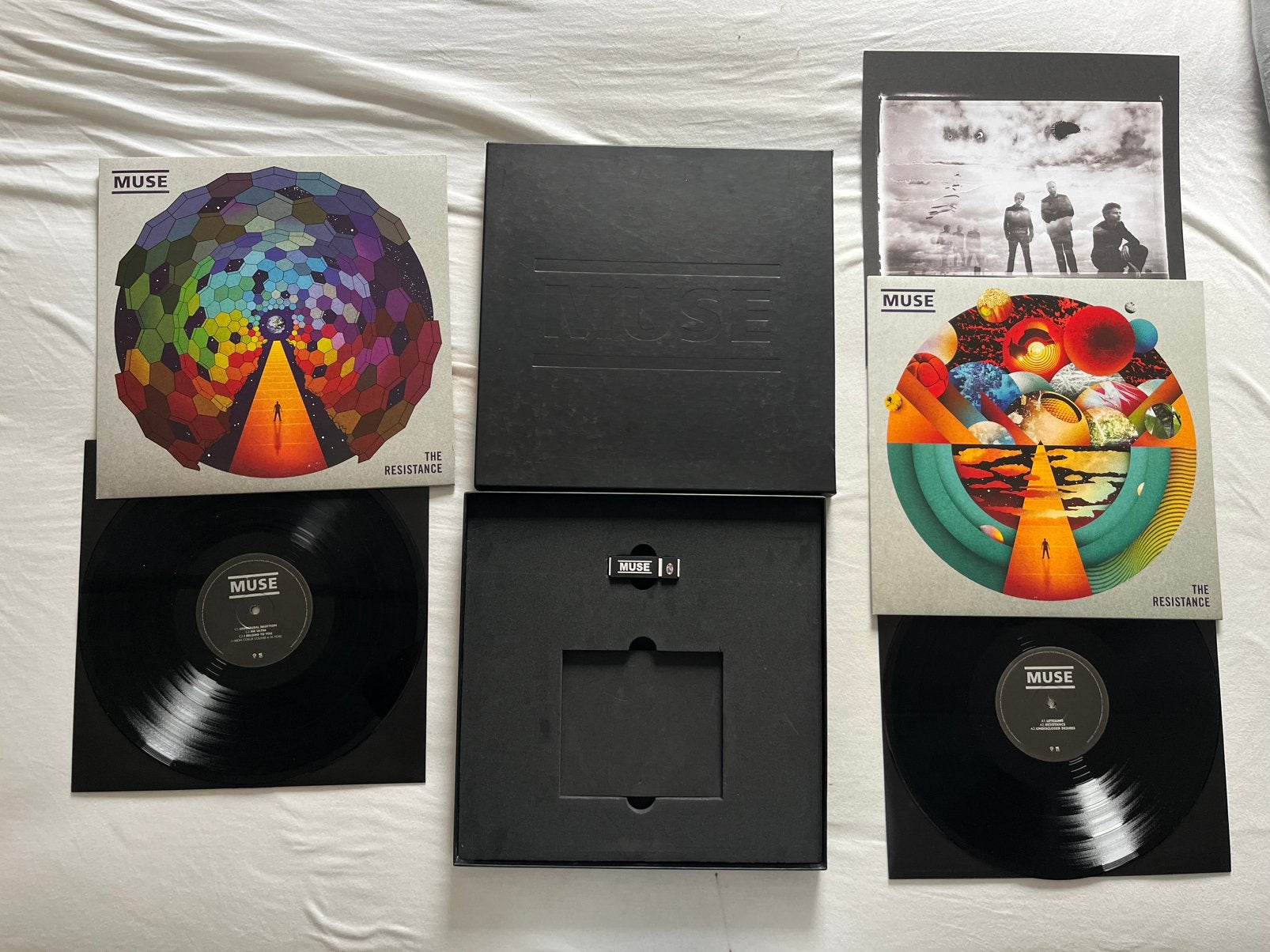 Muse Resistance Box Vinyl, Ophalen of Verzenden, Zo goed als nieuw, 12 inch, Poprock