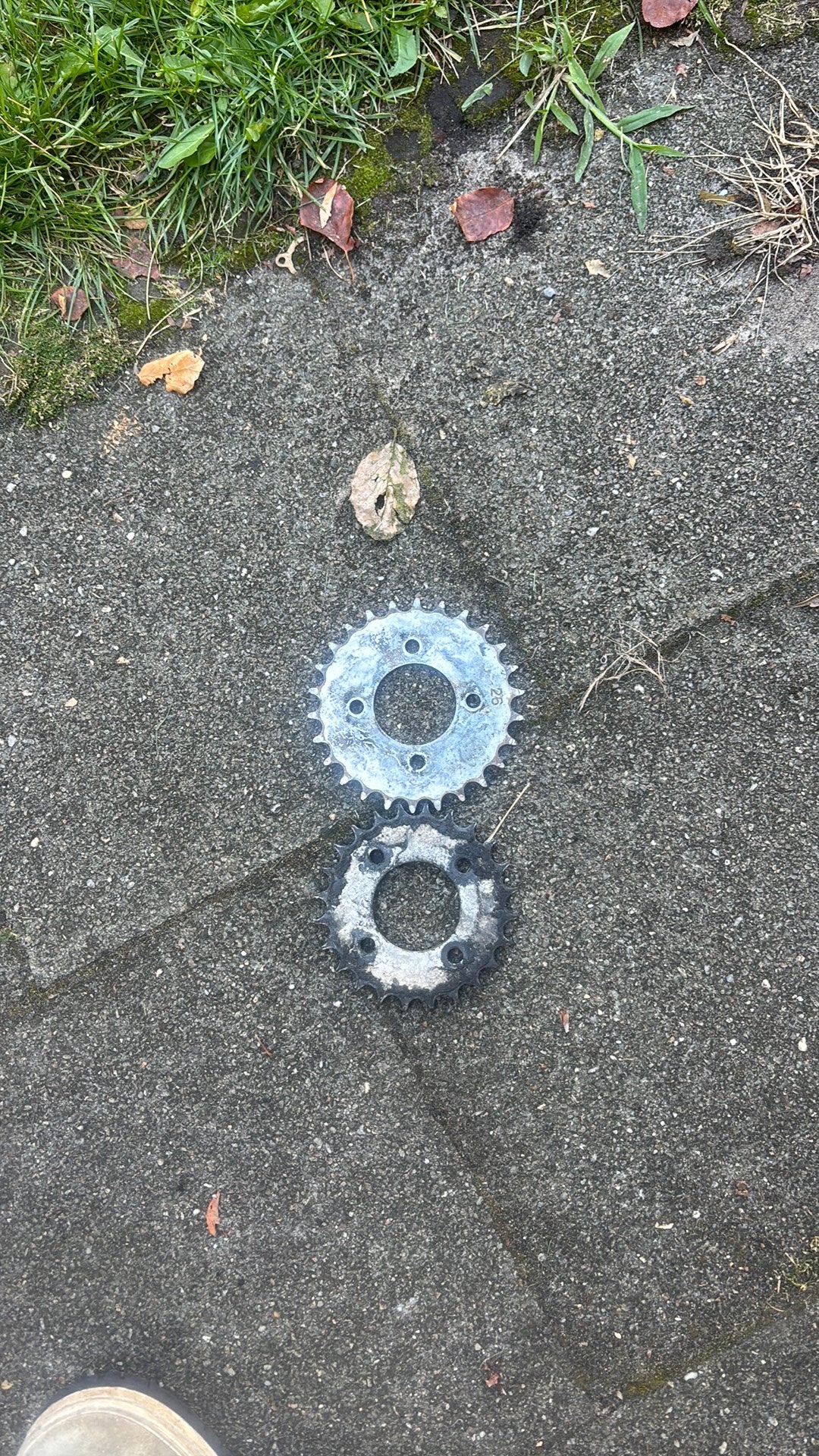 Tomos achtertandwielen 26 en 22, Ophalen of Verzenden, Zo goed als nieuw