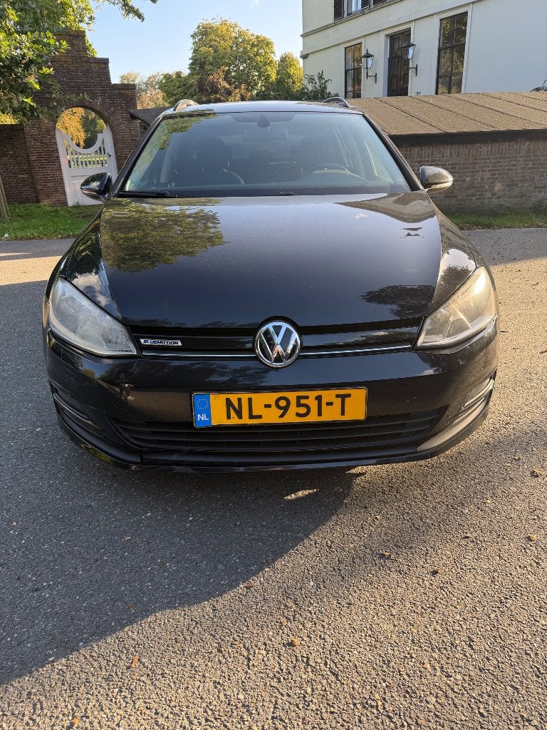 Volkswagen Golf 1.6 TDI 81KW Variant 2014 Zwart, Auto's, Voorwielaandrijving, Dealer onderhouden, 4 cilinders, Zwart