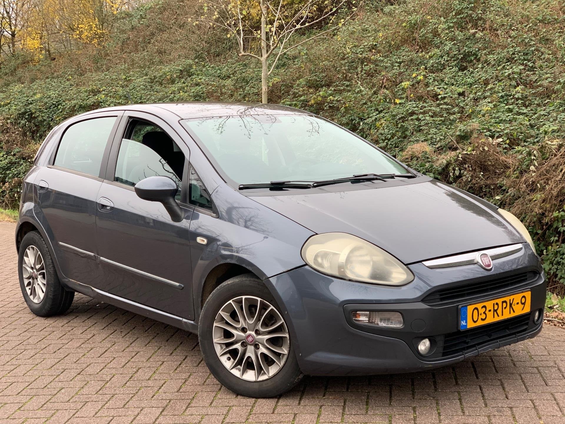 Fiat Punto Evo 1.3 M-Jet Dynamic 5 DEURS CLIMA CRUISE RIJD S, Auto's, Voorwielaandrijving, Euro 5, 28 km/l, Gebruikt