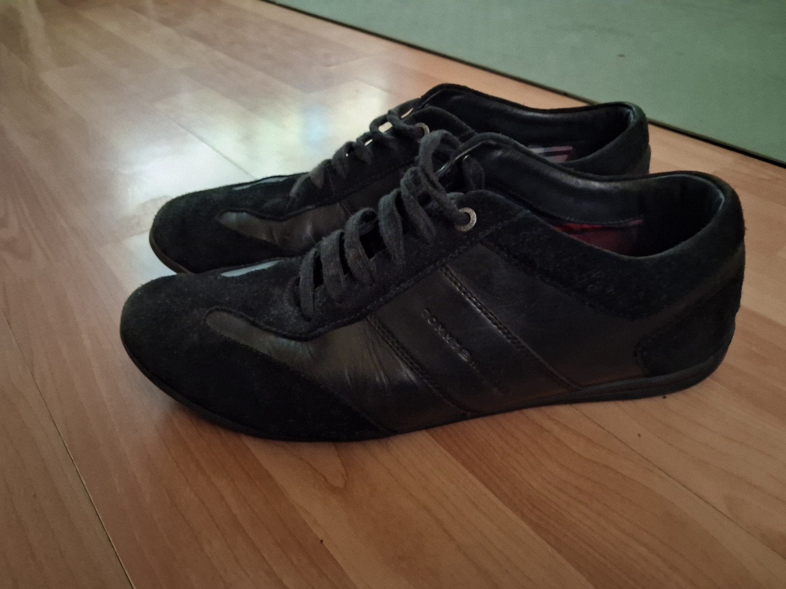 Tommy Hilfiger netteschoen - Maat 43, Zwart, Tommy Hilfiger, Ophalen of Verzenden, Sneakers of Gympen