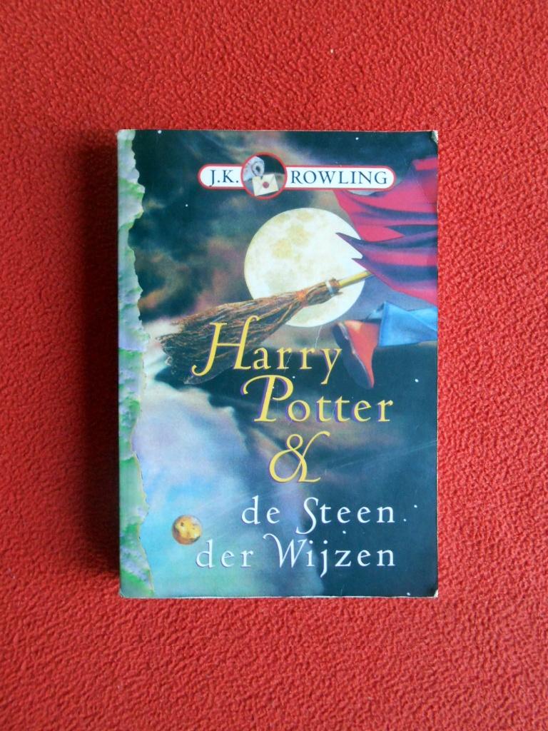 Harry Potter en de steen der wijzen (softcover, dl. 1), Ophalen of Verzenden, Gelezen, Fictie algemeen