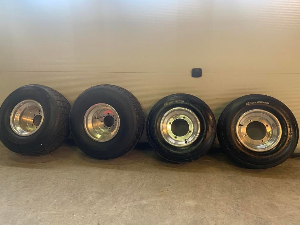 Set quad wielen yamaha achterbanden nieuw, Ophalen, Gebruikt