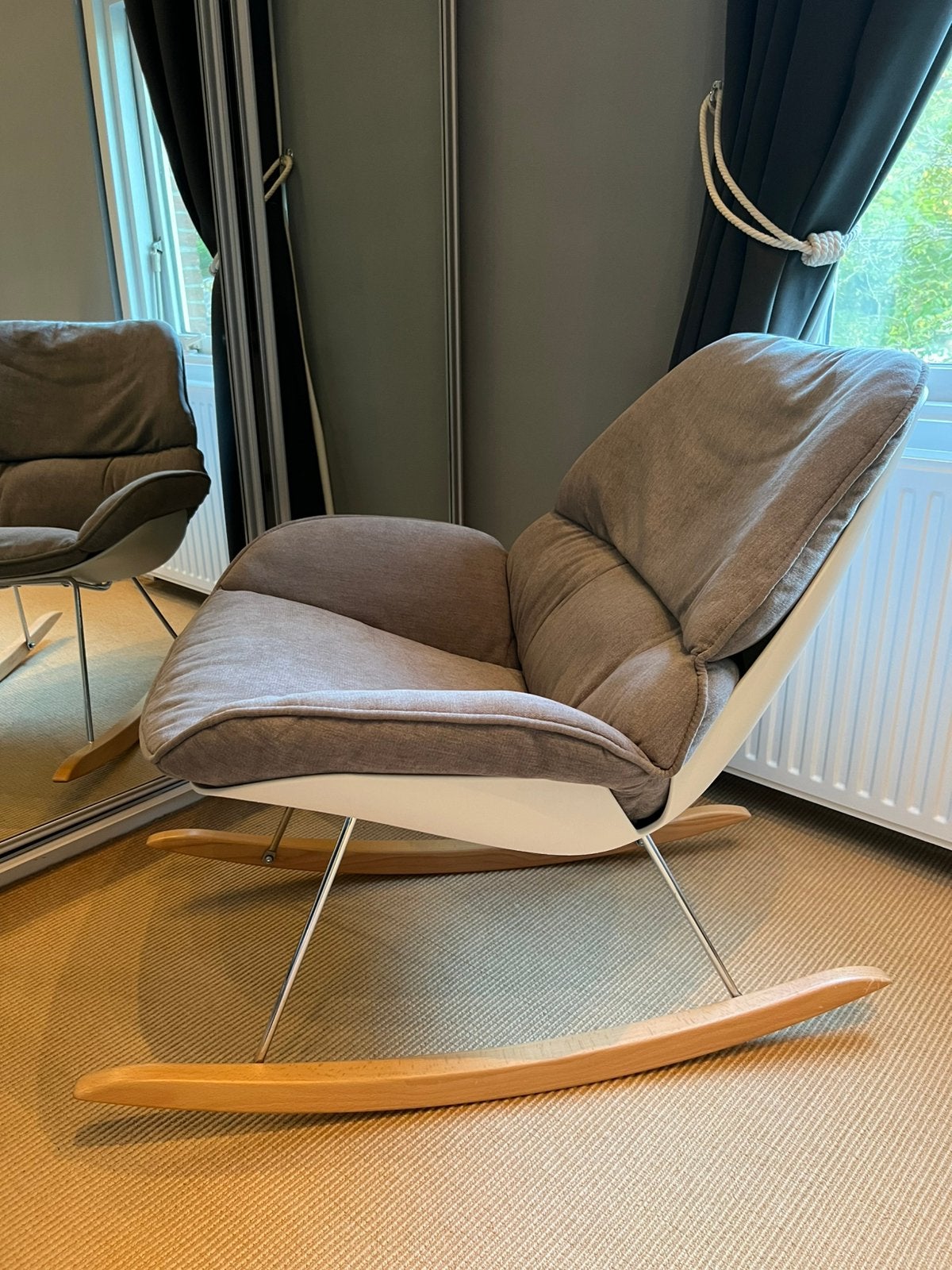 Heerlijk zittende Childhome LoungeRocking schommelstoel zgan, Huis en Inrichting, Fauteuils, Ophalen, Zo goed als nieuw, 50 tot 75 cm