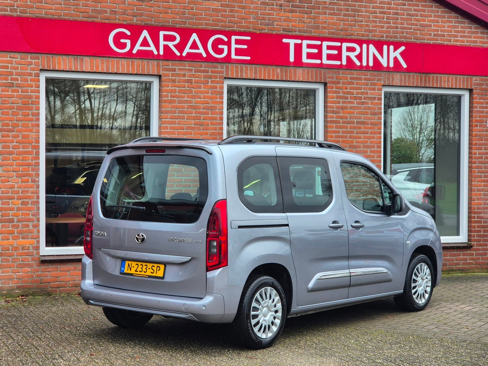Toyota PROACE CITY Verso 1.2 Turbo Cool AUTOMAAT 131PK 5drs, Auto's, Toyota, Stof, Gebruikt, Euro 6, Overige carrosserieën