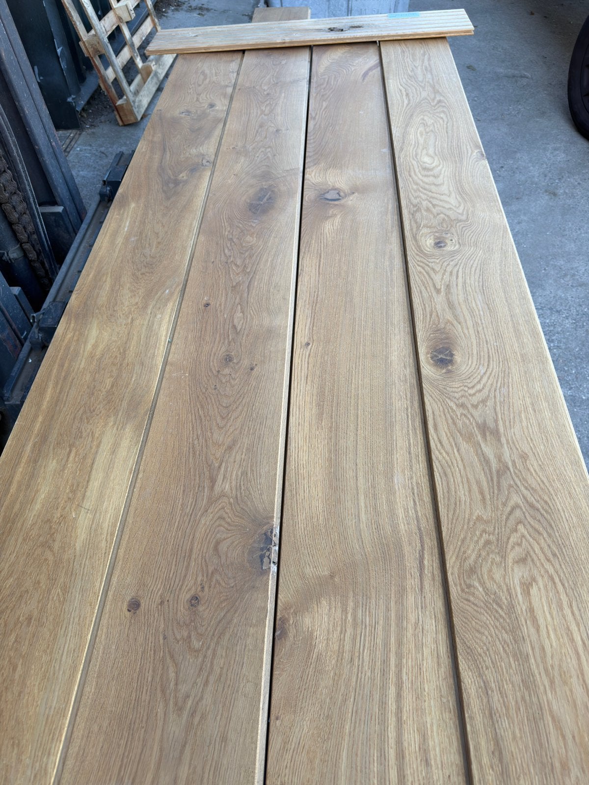 Eiken vloer 55 m2 massief 22 cm breed 2 cm dik bijna NIEUW, Ophalen, Vloerdelen of -planken, Zo goed als nieuw, 10 m² of meer