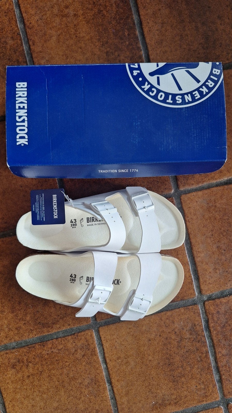 Nieuwe Birkenstock Arizona BS slippers maat 43 wit, Ophalen of Verzenden, Nieuw, Wit, Slippers