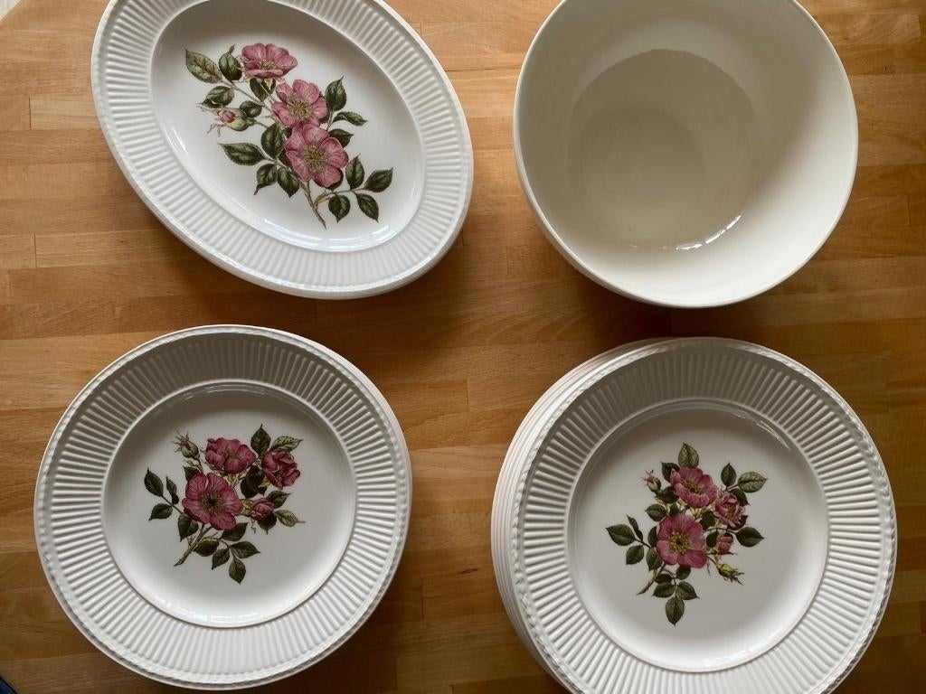 servies, Huis en Inrichting, Keuken | Servies, Ophalen, Gebruikt, Bord(en), Overige stijlen