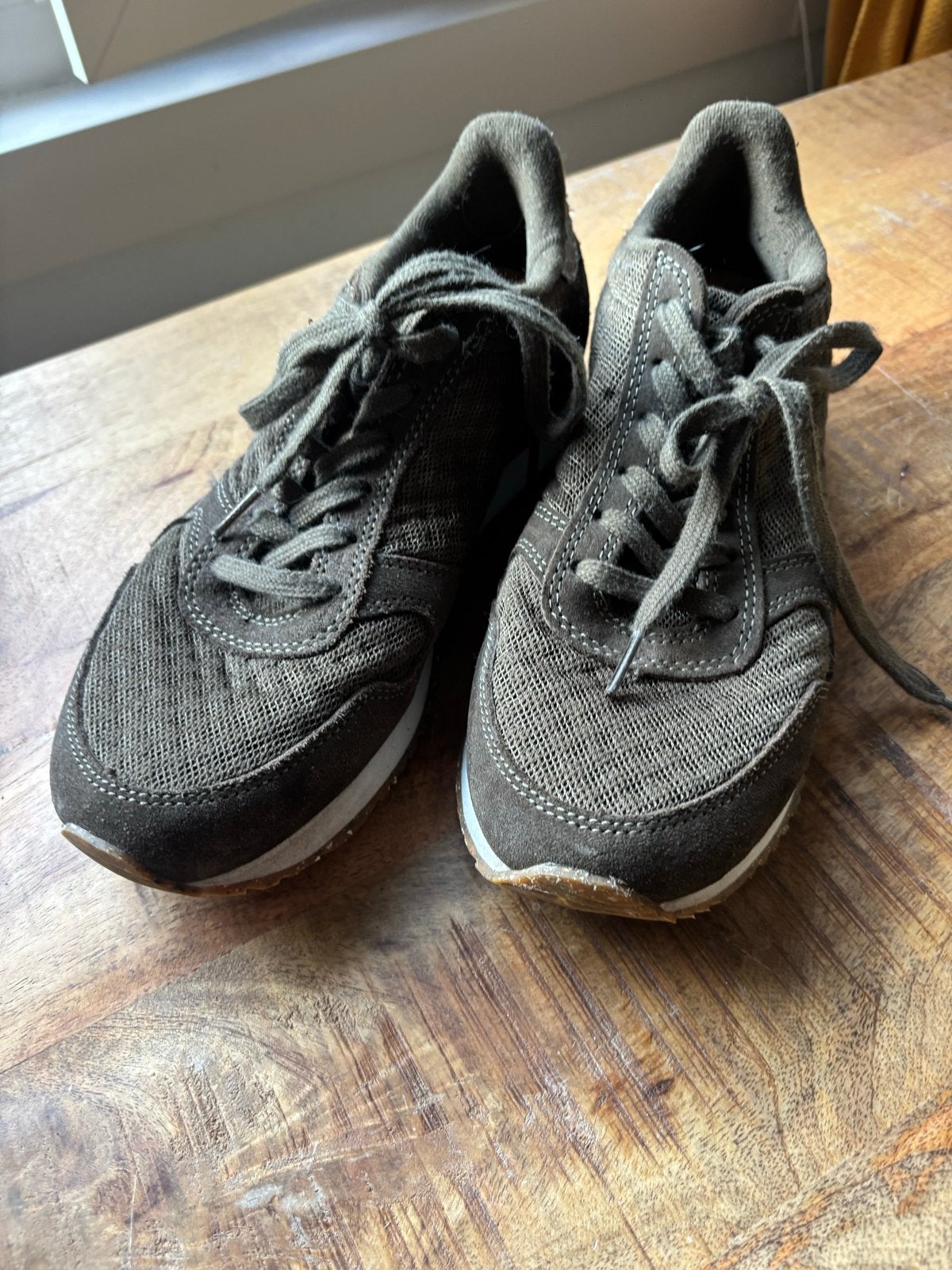 Woden sneakers maat 38, Kleding | Dames, Schoenen, Ophalen of Verzenden, Gedragen, Bruin, Sneakers of Gympen