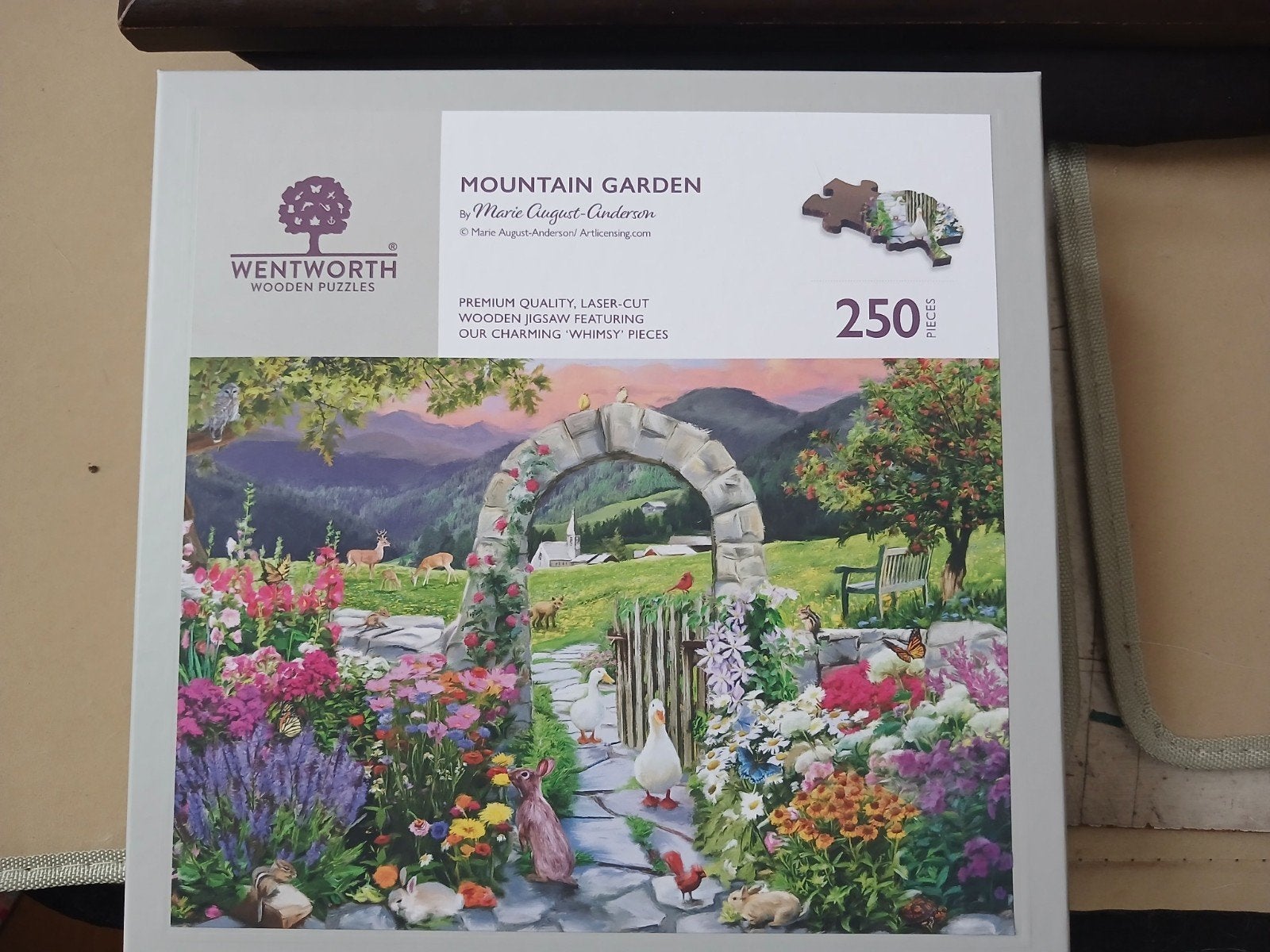 Wentworth Houten Puzzel 'Mountain Garden' 250 stukjes, Ophalen of Verzenden, Minder dan 500 stukjes, Zo goed als nieuw, Legpuzzel