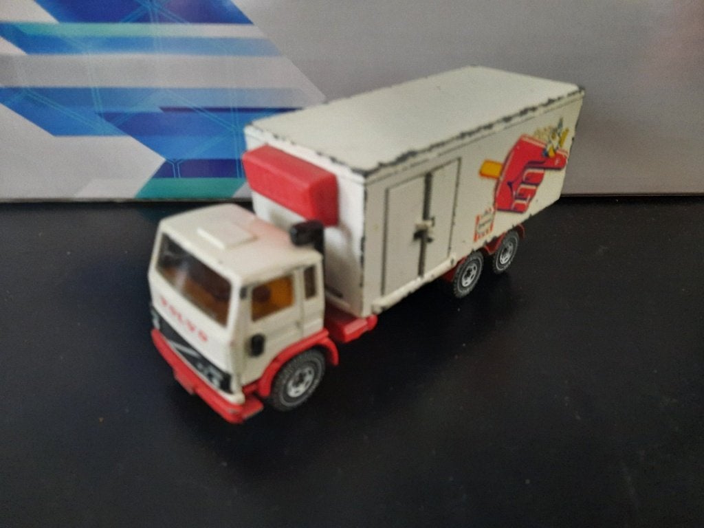 Siku Volvo flutsh anger langnese, Ophalen of Verzenden, Auto