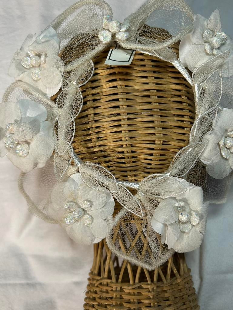 Antieke tiara, bloemen, tule, zeer oud, Ophalen of Verzenden, Dames