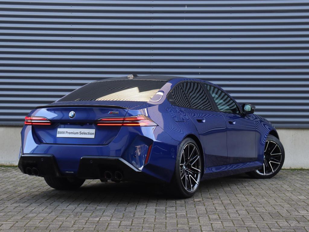 BMW M5 Sedan | High Executive | Driving Assistant Prof. | Ca, Auto's, BMW, Automaat, Stof, Gebruikt, 135 min
