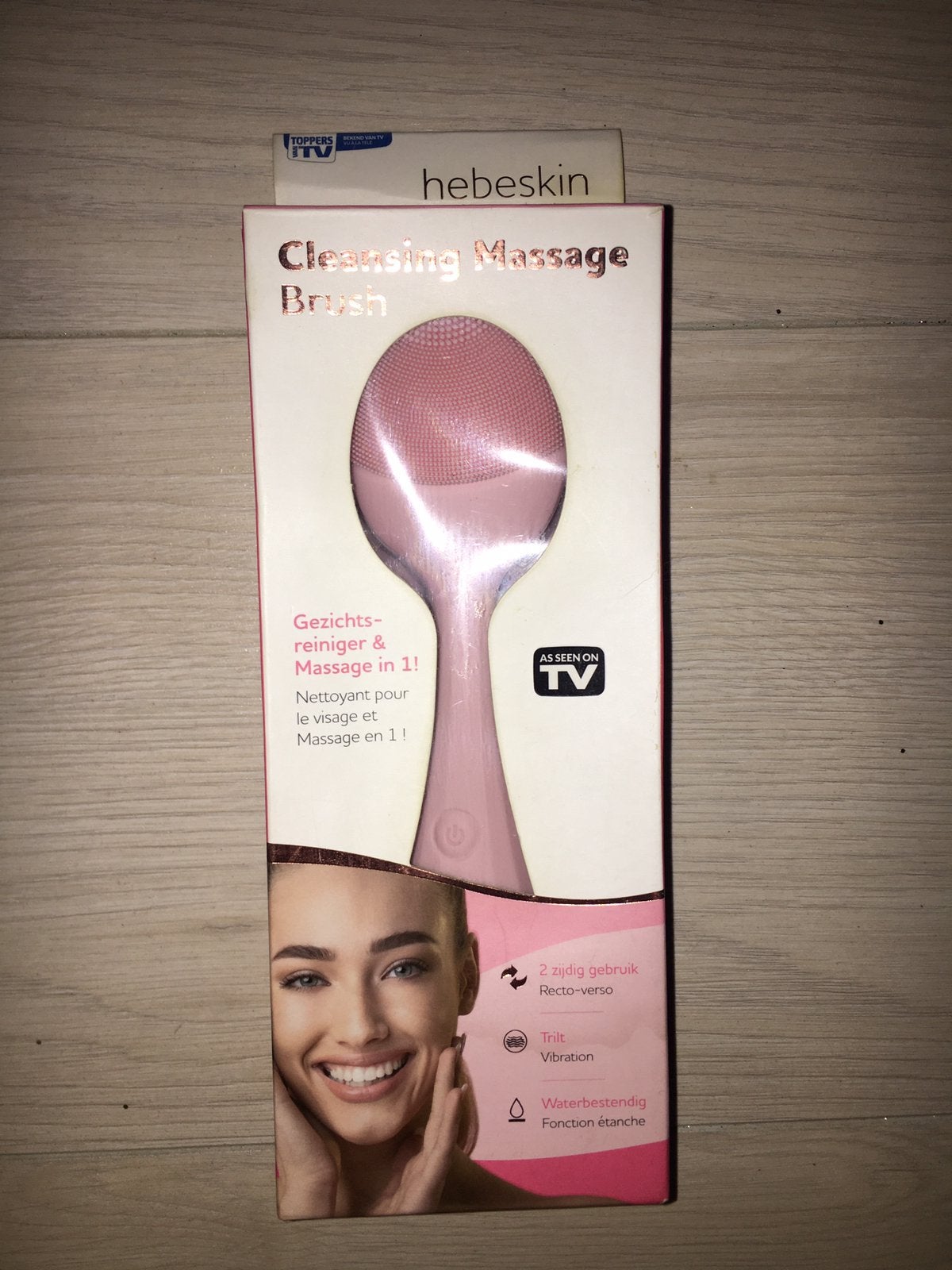 Nieuw Gezichtsreiniger en massage in 1!, Ophalen of Verzenden, Nieuw, Gehele gezicht, Reiniging
