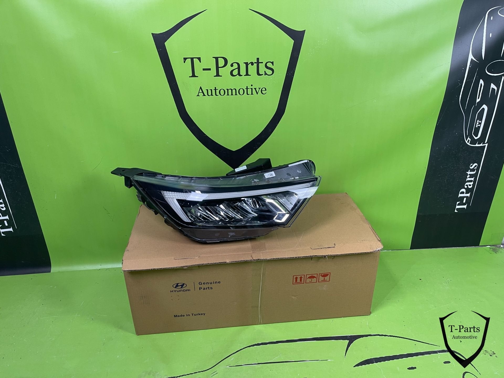 hyundai i20 rechts koplamp 92102 Q0100 lamp 92102Q0100, Auto-onderdelen, Info@fabrikant.eu, Fabrikant BV, Nieuw, Ophalen of Verzenden