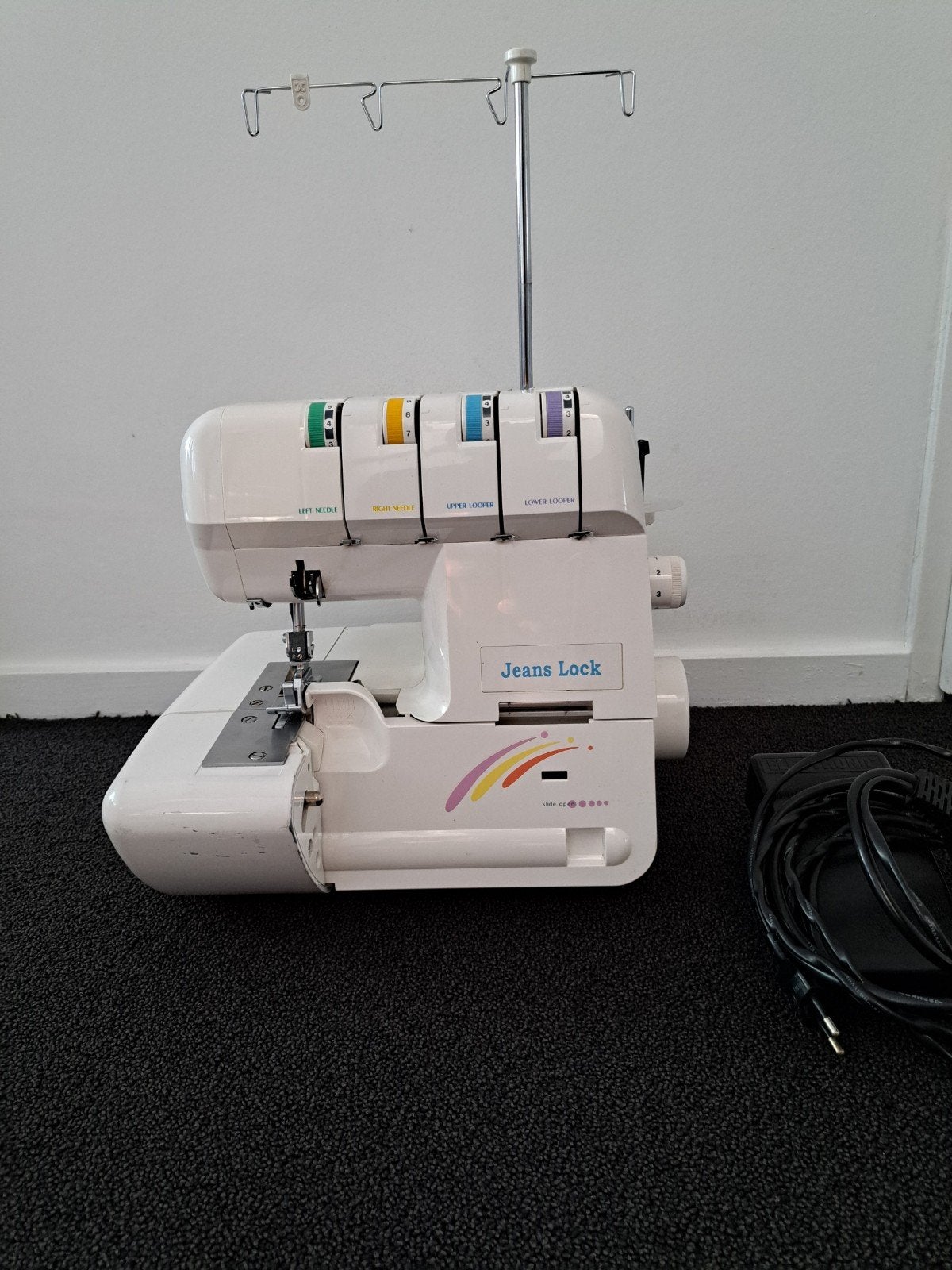 Jeans Lock Lockmachine (Lewenstein), Ophalen of Verzenden, Lockmachine